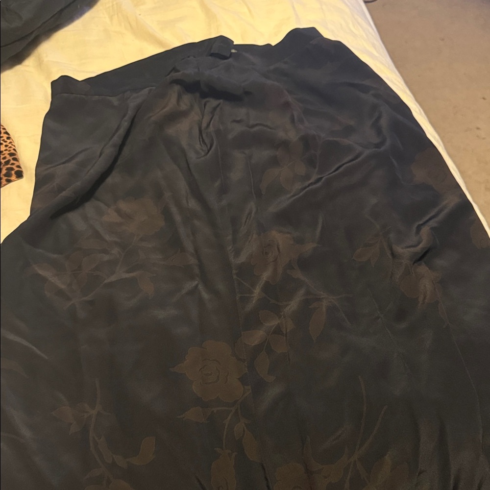 NWT Jones New York Long Black Floral Silk Skirt Sz 16